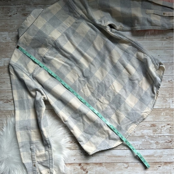 L.L. Bean Women’s Flannel Shirt | Tartan Plaid | size Medium Petite | EUC - Picture 4 of 8